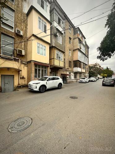 Продаётся 3-комн. вторичка 100 м², м. Нариман Нариманов, photo 1 from 13