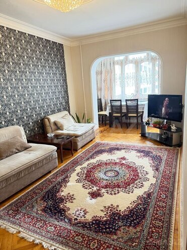 Продаётся 3-комн. вторичка 95 м², м. Азадлыг проспекти, photo 3 from 13