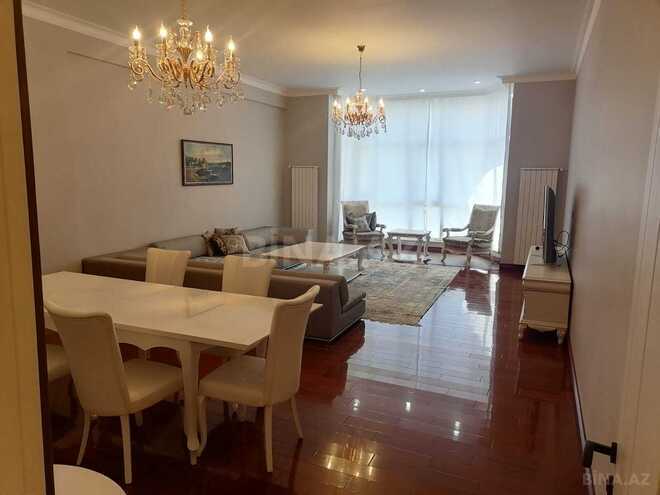İcarəyə verilir 3 otaqlı yeni tikili 153 m², 28 May m., photo 7 from 14