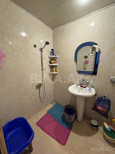Продаётся 2-комн. вторичка 65 м², м. Ази Асланов, photo 9 from 11