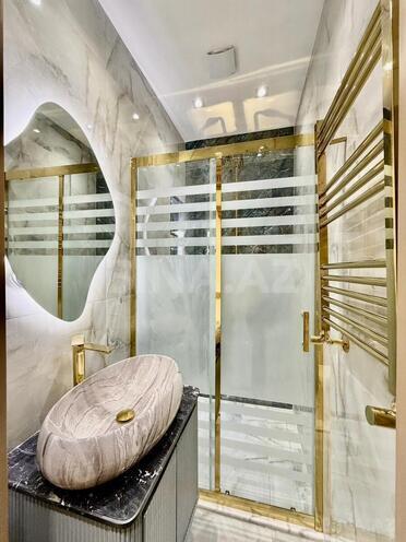 Сдаётся 4-комн. новостройка 130 м², м. Нефтчиляр, photo 15 from 18