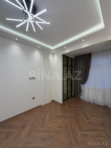 Сдаётся 4-комн. новостройка 130 м², м. Нефтчиляр, photo 14 from 18