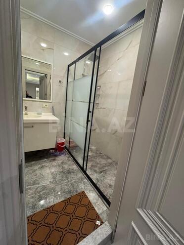 Сдаётся 3-комн. новостройка 182 м², м. Низами, photo 14 from 15