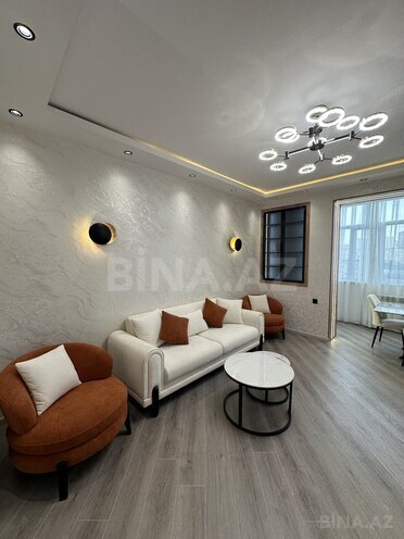 Продаётся 2-комн. новостройка 83 м², м. Ази Асланов, photo 1 from 17