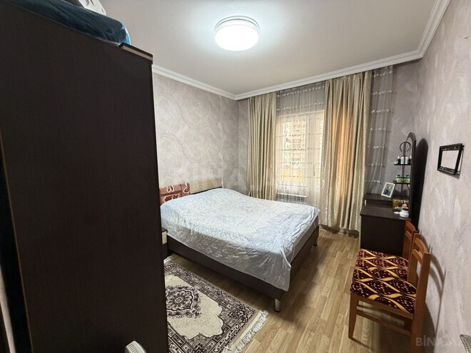 Satılır 2 otaqlı köhnə tikili 65 m², İnşaatçılar m., photo 5 from 13