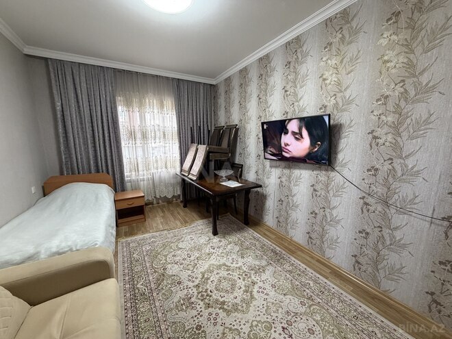 Satılır 2 otaqlı köhnə tikili 65 m², İnşaatçılar m., photo 3 from 13