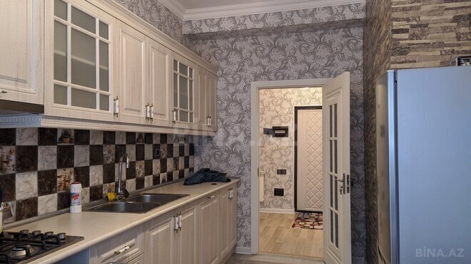 Сдаётся 2-комн. новостройка 85 м², м. Нефтчиляр, photo 4 from 10