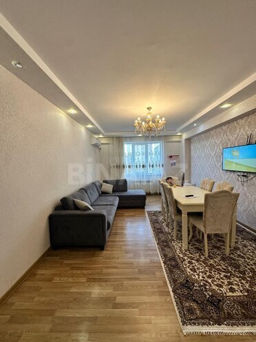 İcarəyə verilir 3 otaqlı yeni tikili 110 m², İnşaatçılar m., photo 3 from 13