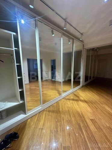 Продаётся 3-комн. новостройка 150 м², м. Элмляр Академиясы, photo 10 from 13