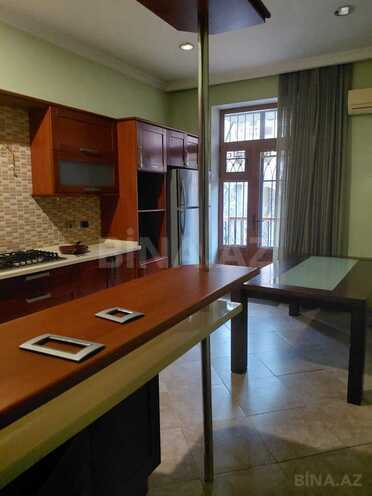 Продаётся 4-комн. вторичка 180 м², м. Элмляр Академиясы, photo 6 from 18