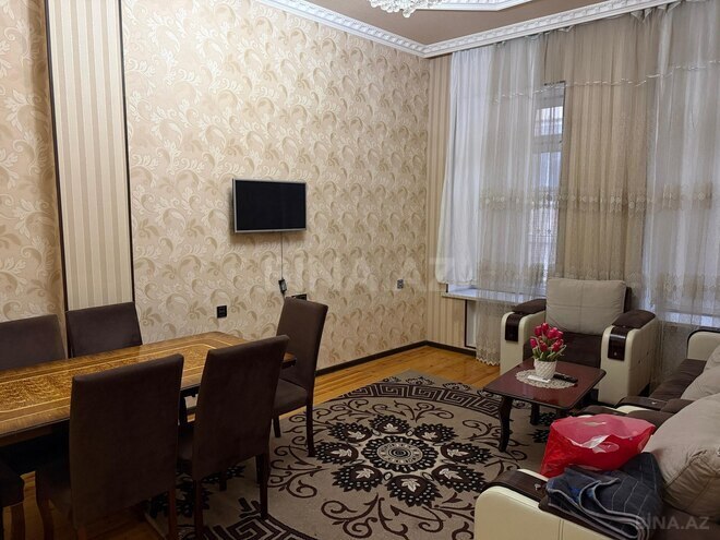 Satılır 2 otaqlı köhnə tikili 55 m², Sahil m., photo 3 from 7