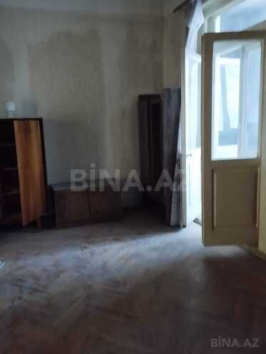 Satılır 2 otaqlı köhnə tikili 65 m², 28 May m., photo 3 from 12