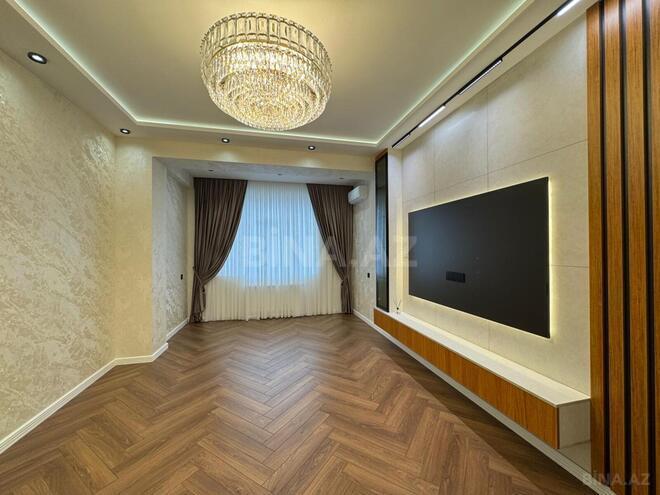 Продаётся 3-комн. новостройка 105 м², м. Ази Асланов, photo 1 from 16