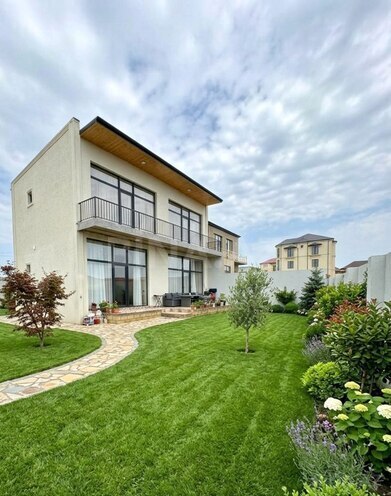 Satılır 5 otaqlı həyət evi/bağ evi 190 m², Səbail r., photo 1 from 23