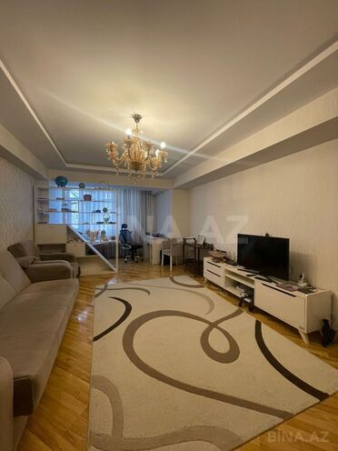 Продаётся 2-комн. вторичка 80 м², м. Элмляр Академиясы, photo 6 from 15