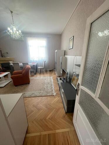 İcarəyə verilir 2 otaqlı köhnə tikili 65 m², Sahil m., photo 7 from 13