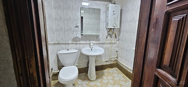 İcarəyə verilir 1 otaqlı köhnə tikili 40 m², İnşaatçılar m., photo 5 from 6