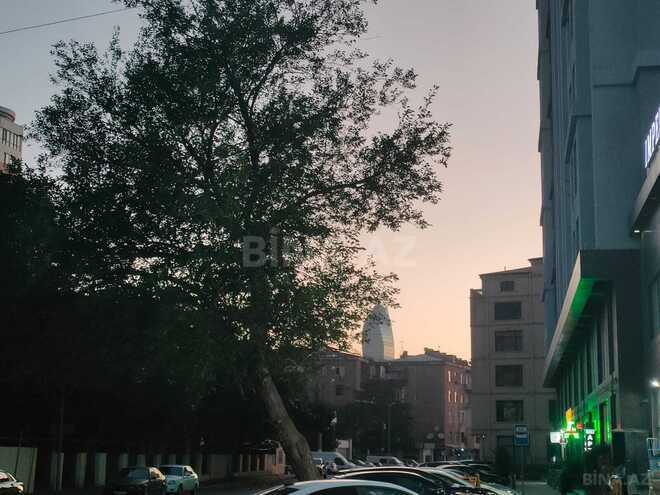 Продаётся 2-комн. вторичка 68 м², м. Нариман Нариманов, photo 1 from 13