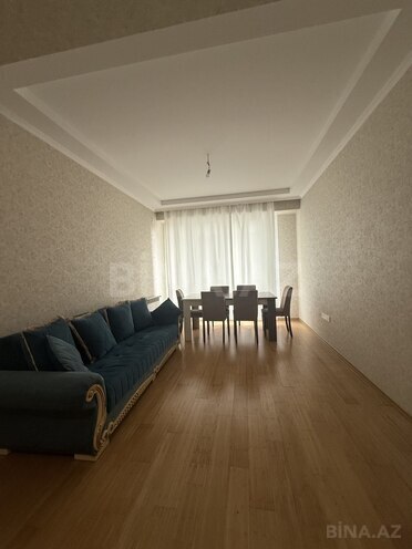 Сдаётся 2-комн. новостройка 70 м², м. 20 января, photo 3 from 10