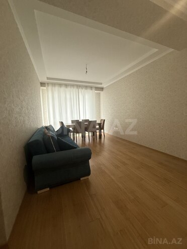 Сдаётся 2-комн. новостройка 70 м², м. 20 января, photo 1 from 10