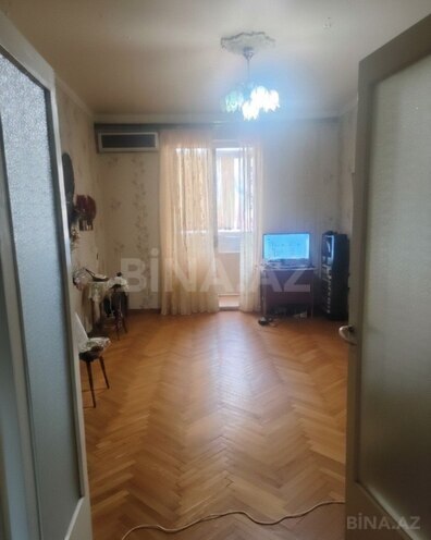 Продаётся 2-комн. вторичка 68 м², м. Нариман Нариманов, photo 4 from 13