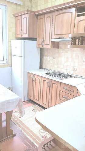 Сдаётся 3-комн. вторичка 55 м², Насиминский  р., photo 6 from 8