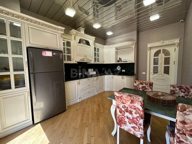 İcarəyə verilir 4 otaqlı yeni tikili 210 m², 28 May m., photo 16 from 22