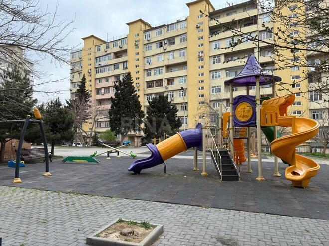 Satılır 2 otaqlı köhnə tikili 70 m², Qara Qarayev m., photo 11 from 20