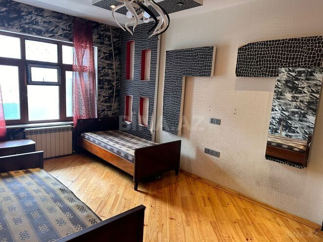 Satılır 2 otaqlı köhnə tikili 70 m², Qara Qarayev m., photo 16 from 20