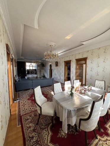 Satılır 8 otaqlı həyət evi/bağ evi 300 m², Bakıxanov q., photo 18 from 28