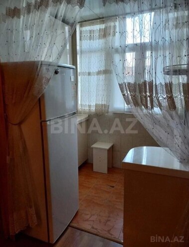 Продаётся 1-комн. вторичка 35 м², м. Кара Караев, photo 11 from 13