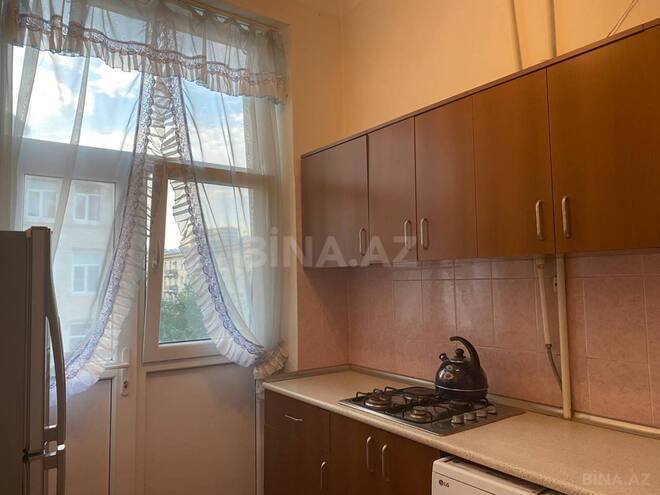 Сдаётся 2-комн. вторичка 50 м², м. Элмляр Академиясы, photo 4 from 10
