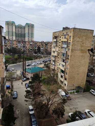 Satılır 4 otaqlı köhnə tikili 105 m², Neftçilər m., photo 13 from 18