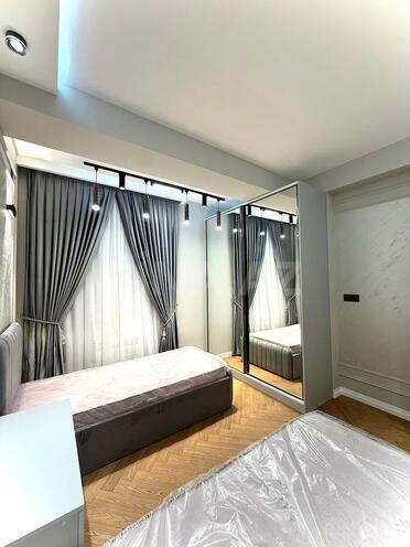 Продаётся 4-комн. новостройка 137 м², Насиминский  р., photo 8 from 17