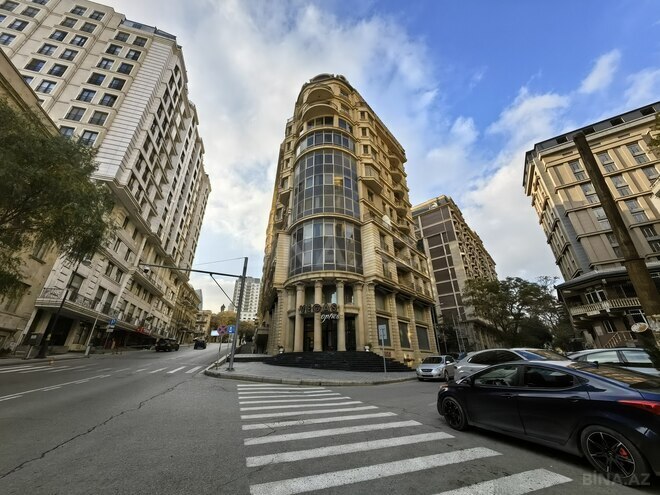 Satılır 4 otaqlı yeni tikili 205 m², İçəri Şəhər m., photo 30 from 32