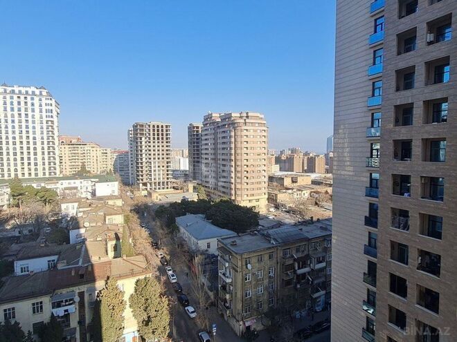 Продаётся 4-комн. новостройка 195 м², м. 28 мая, photo 4 from 9