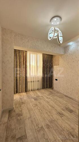 Продаётся 2-комн. вторичка 40 м², м. Ази Асланов, photo 3 from 14