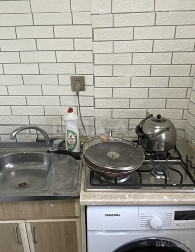 Satılır 2 otaqlı köhnə tikili 40 m², Qara Qarayev m., photo 10 from 16