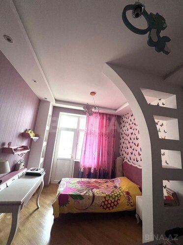 Продаётся 3-комн. новостройка 105 м², м. Кара Караев, photo 6 from 12