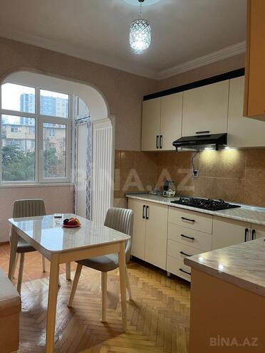 İcarəyə verilir 3 otaqlı köhnə tikili 80 m², Qara Qarayev m., photo 9 from 13
