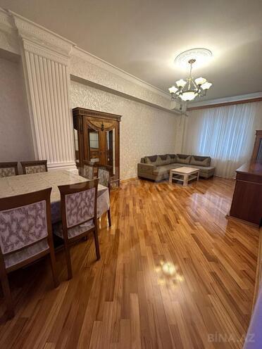 İcarəyə verilir 3 otaqlı yeni tikili 135 m², İnşaatçılar m., photo 4 from 17