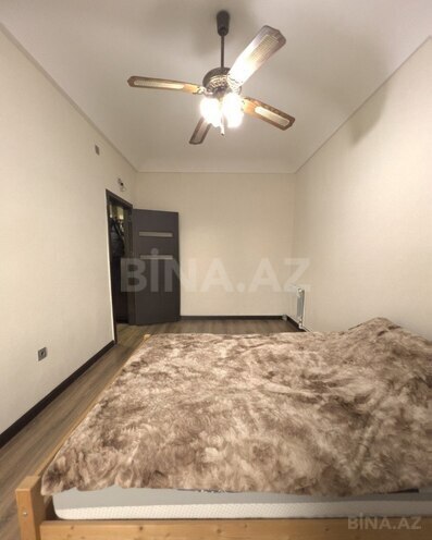 Satılır 3 otaqlı köhnə tikili 75 m², Azadlıq Prospekti m., photo 9 from 23