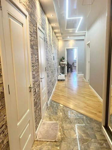 Продаётся 3-комн. новостройка 135 м², м. Иншаатчылар, photo 8 from 14