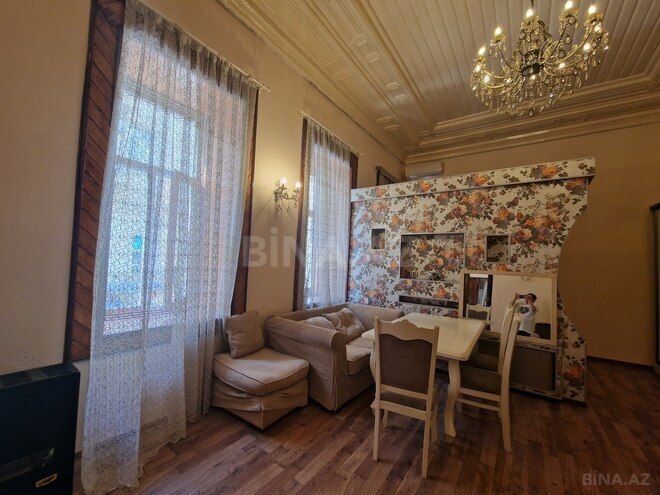 Satılır 2 otaqlı köhnə tikili 60 m², Nizami m., photo 9 from 10