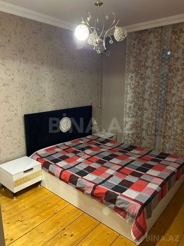 Сдаётся 3-комн. вторичка 80 м², м. Ази Асланов, photo 1 from 16