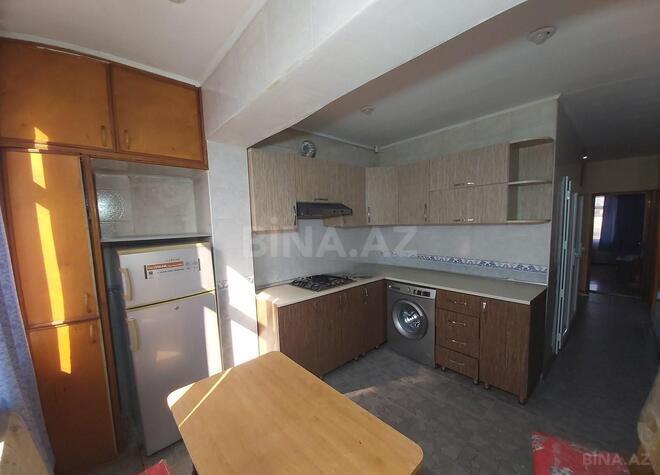 Satılır 3 otaqlı köhnə tikili 75 m², Qara Qarayev m., photo 11 from 16