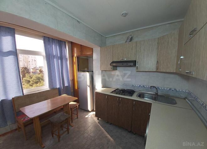 Satılır 3 otaqlı köhnə tikili 75 m², Qara Qarayev m., photo 10 from 16