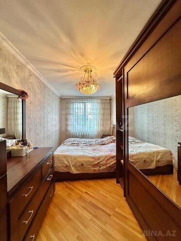 Продаётся 3-комн. вторичка 70 м², м. Иншаатчылар, photo 11 from 22