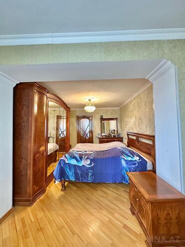 Продаётся 3-комн. вторичка 70 м², м. Иншаатчылар, photo 13 from 22