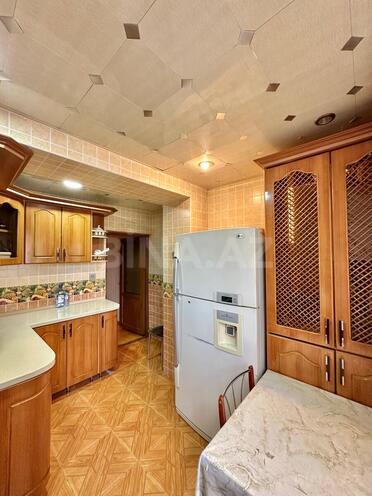 Продаётся 3-комн. вторичка 70 м², м. Иншаатчылар, photo 17 from 22